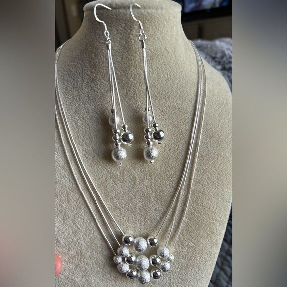 925 Sterling Silver Beaded Necklace & Earrings Set – Timeless Elegance - Picture 8 of 15
